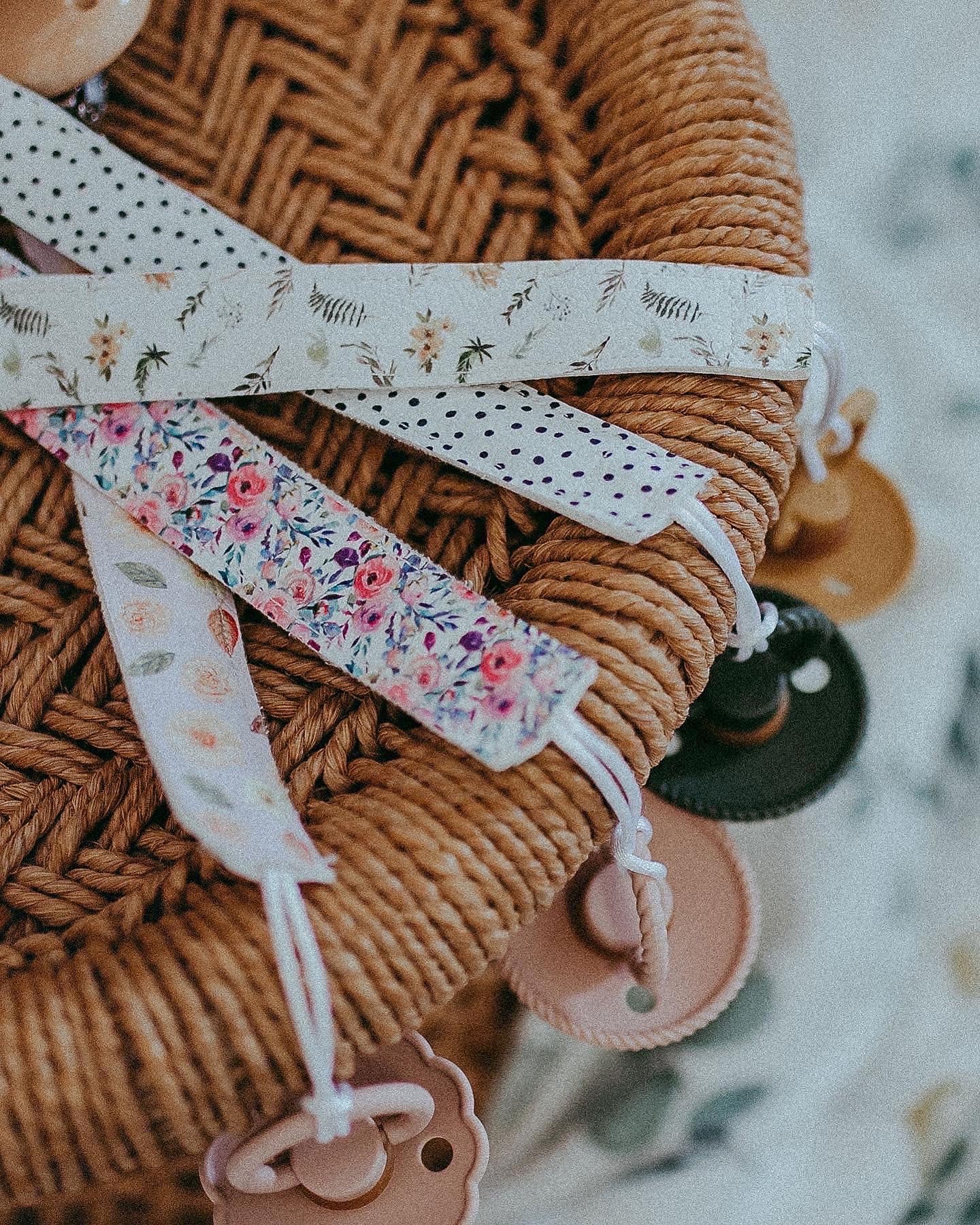 🍃 Personalised Vegan Leather Dummy Clips 👶🏼 HALF PRICE